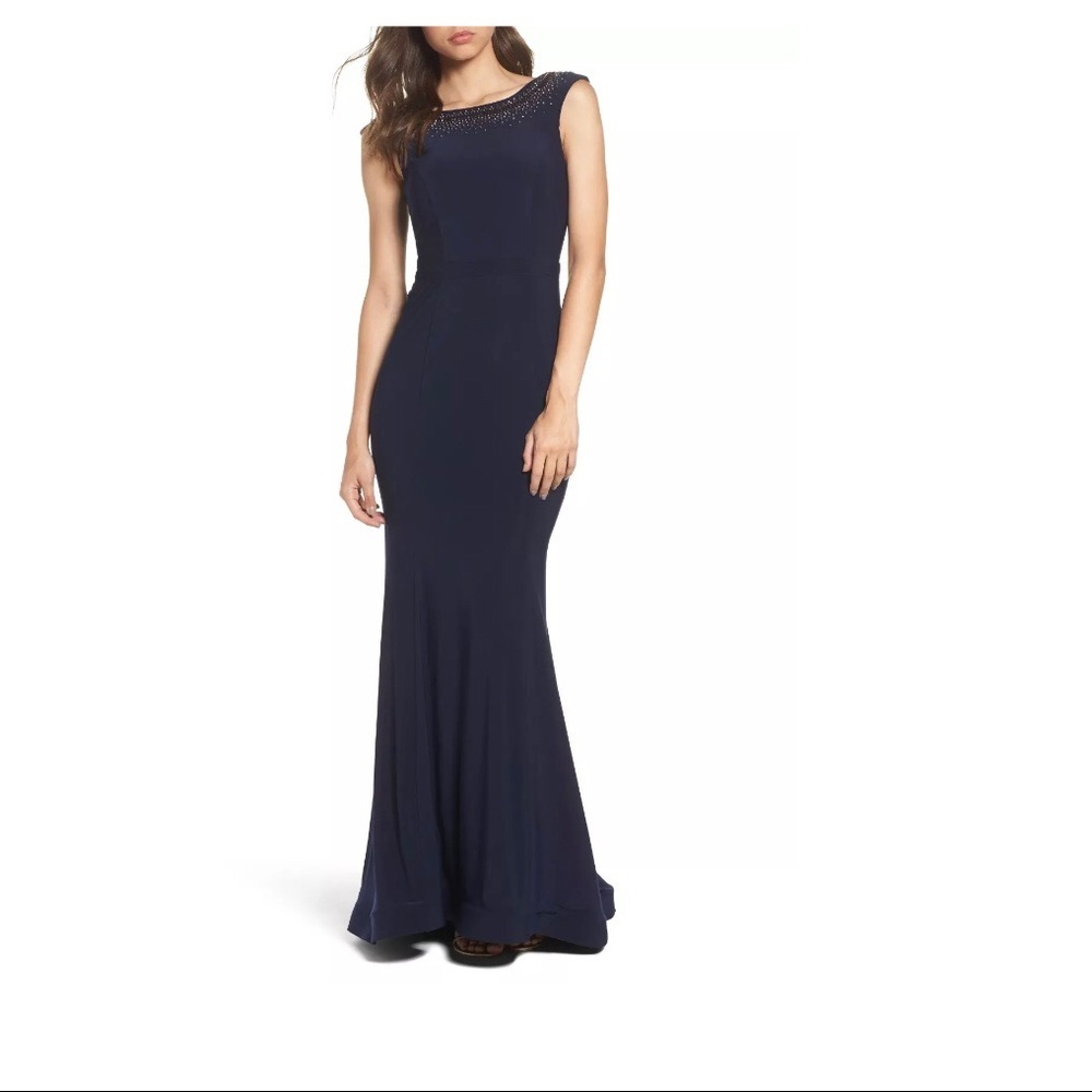 NEW Xscape Beaded Ruffle‎ Back Jersey Trumpet Gown